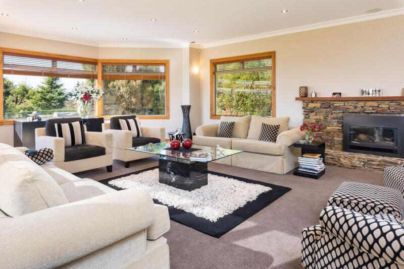 Aldaha Luxury Accommodation Blenheim Bagian luar foto